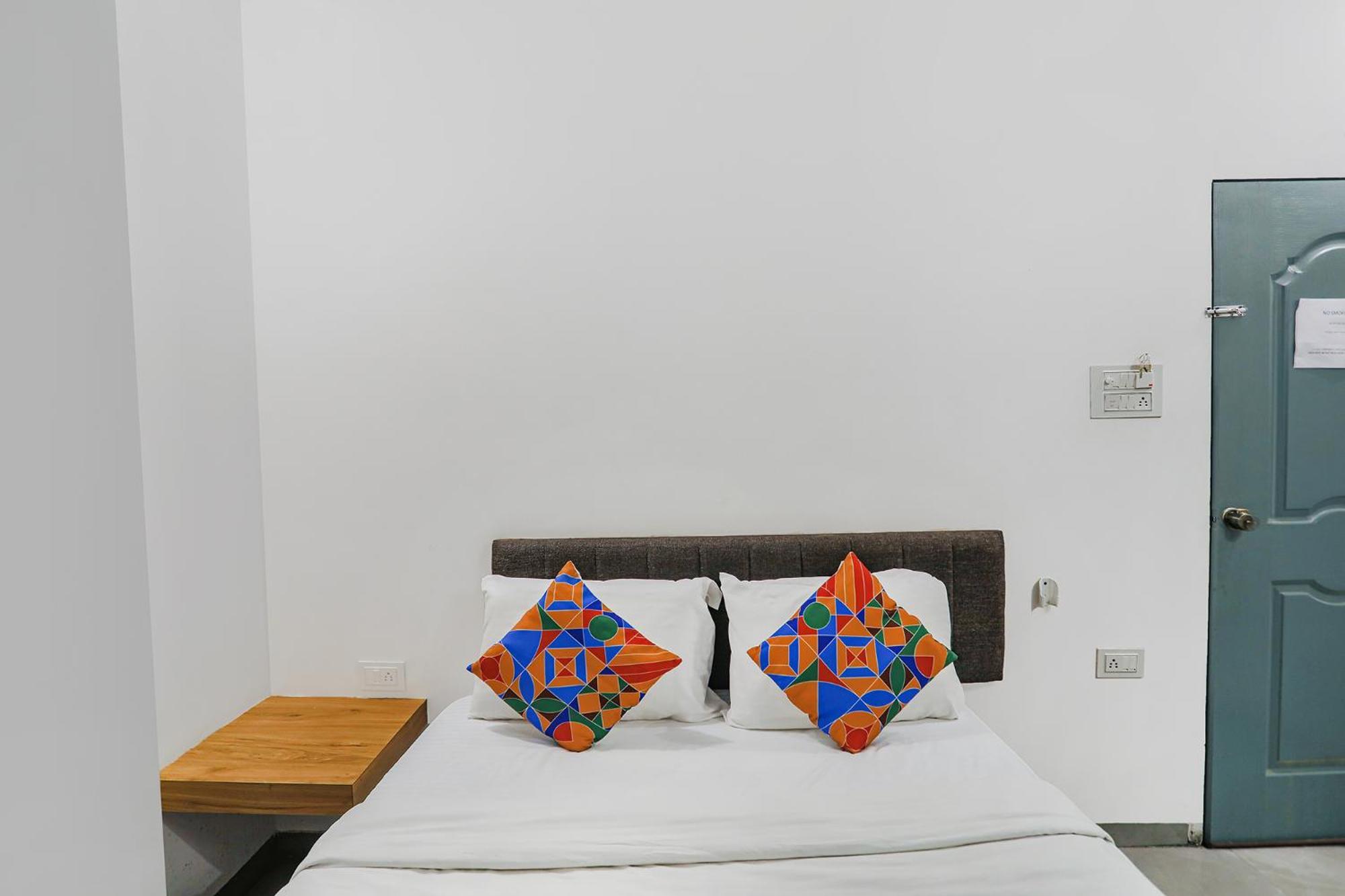 Fabexpress Pramila Prakash Hotel Нагпур Екстериор снимка